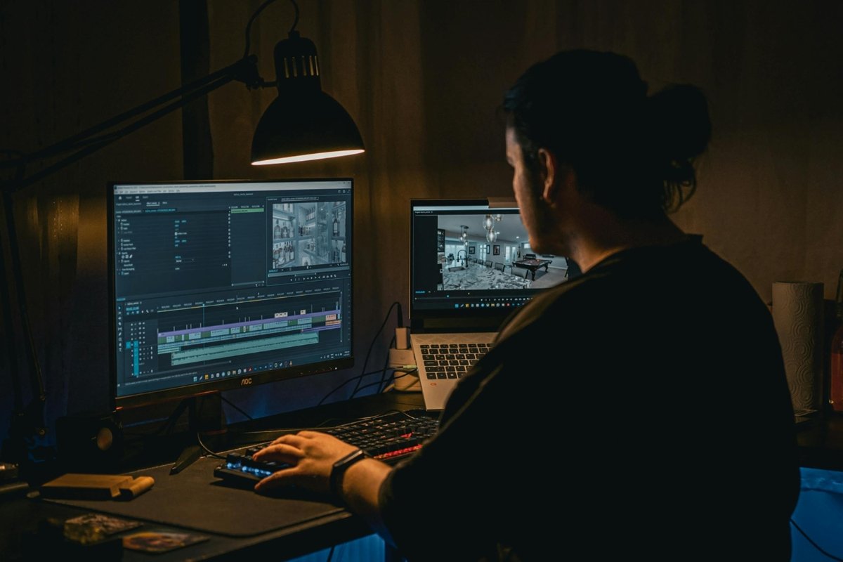 Read more about the article 5 Best AI Video Generators to Try in 2025 (Beginner Friendly)
