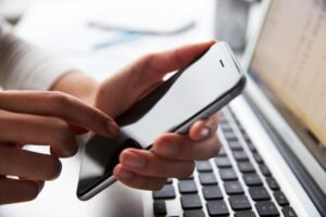 Read more about the article Top 5 HP Mobile Phones in 2025|Smart, Stylish & AI-Powered
